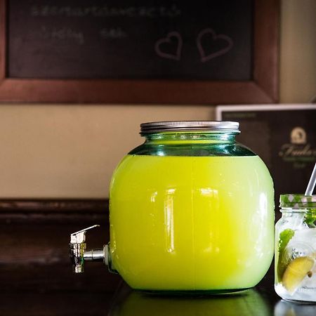 Fiáker Panzió Acomodação com café da manhã Zalaszentgrót Exterior foto